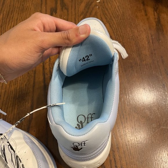 Off-White 42 Low Out of Office main image 5